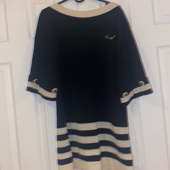 Chanel 14C 2014 Cruise Gondola  Karl Lagerfeld CC logo button knit dress… - Picture 4 of 15